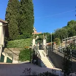 ベッド・アンド・ブレックファスト Oasi Regina Pacis