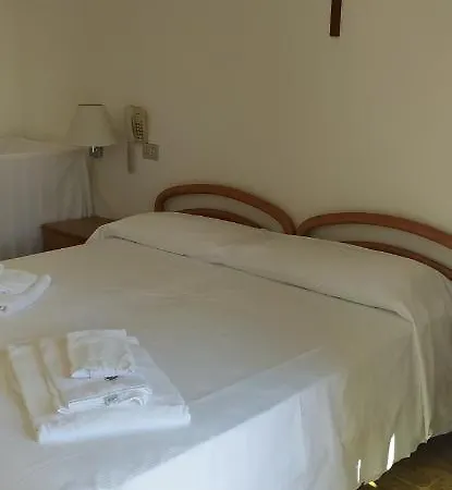 فندق مبيت وإفطار Oasi Regina Pacis سانتا مارغريتا ليغور