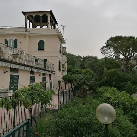 Oasi Regina Pacis Bed & Breakfast *
