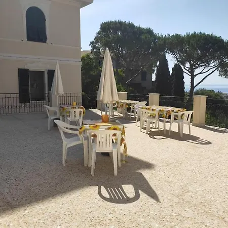 Oasi Regina Pacis Bed & Breakfast