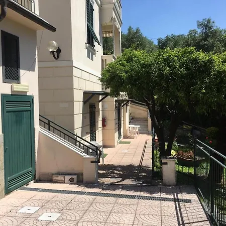 Oasi Regina Pacis Oda ve Kahvaltı Santa Margherita Ligure