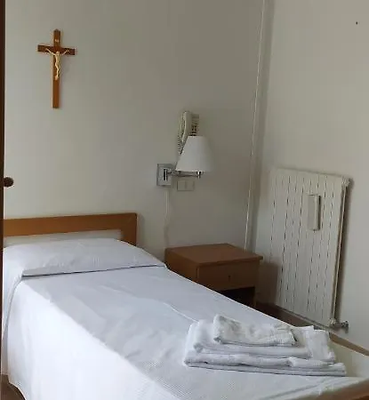 Oda ve Kahvaltı Oasi Regina Pacis Santa Margherita Ligure